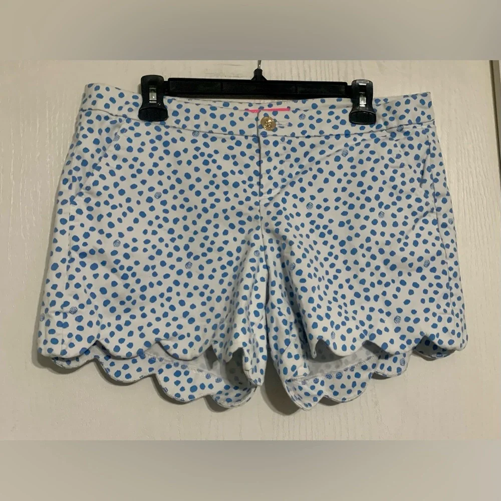 Lilly Pulitzer Buttercup Scalloped Hem Stretch Shorts Zanzibar Blue Inverse - Picture 2 of 5